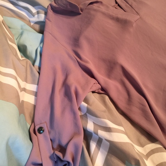Light purple top size large - Picture 2 of 3