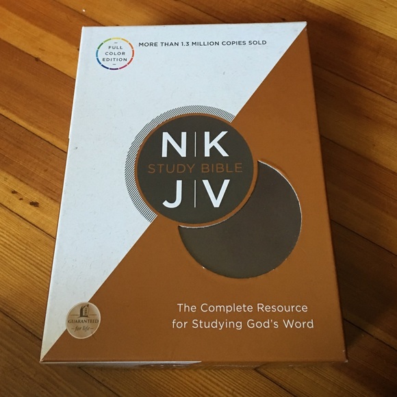 New King James Version Study Bible