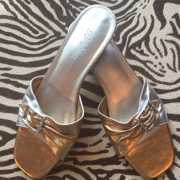 NEW Brighton Honey Shoes