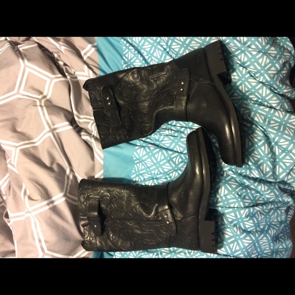 Coach boots