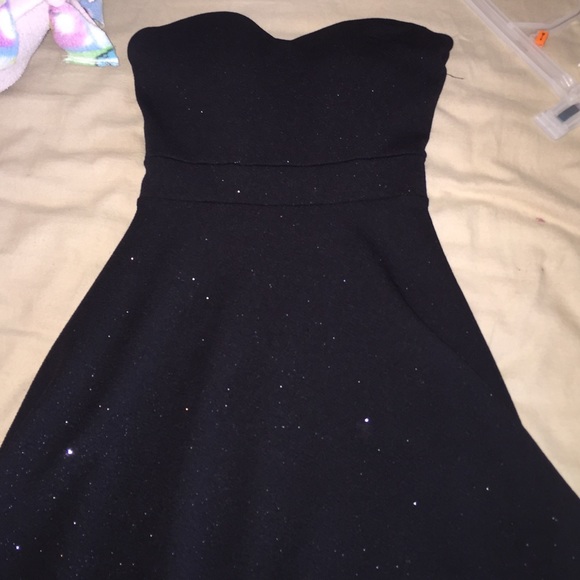 New with tags sparkly little black dress!
