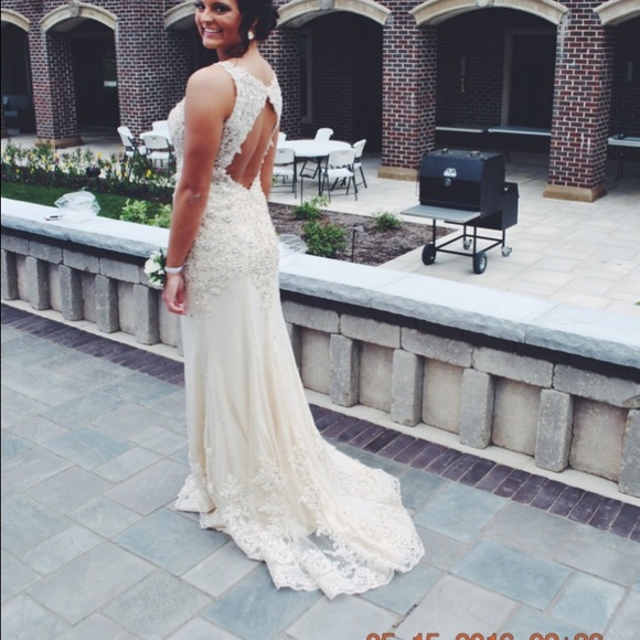 Champagne prom dress - Picture 3 of 4