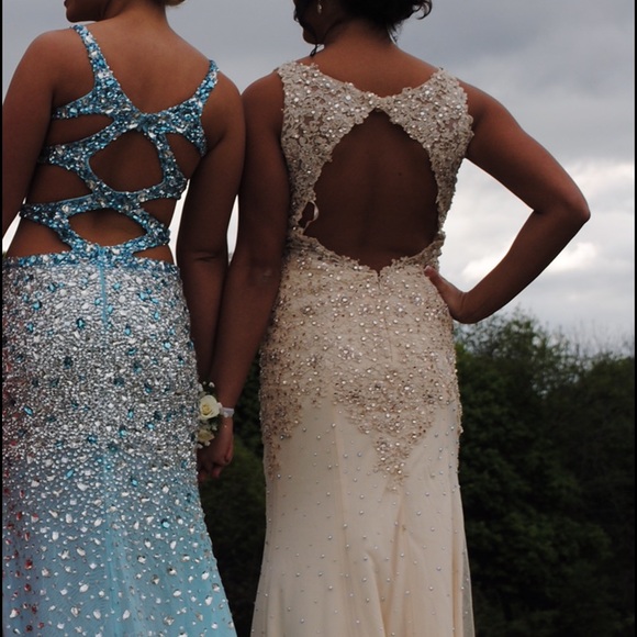 Champagne prom dress - Picture 4 of 4