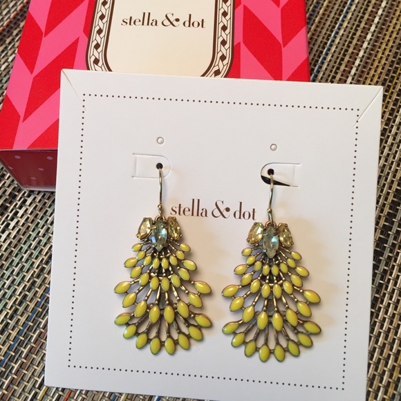Stella & Dot Norah chandelier earrings