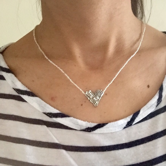 Amazing Hand Made Silver Heart Dainty Necklace - Picture 2 of 4