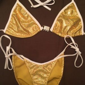 Waterbabies competition bikini