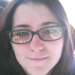 Meet your Posher, Leeann