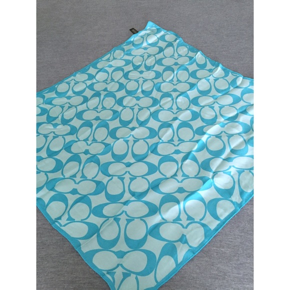 🎉HP🎉 Authentic Coach Silk Scarf - Picture 2 of 4