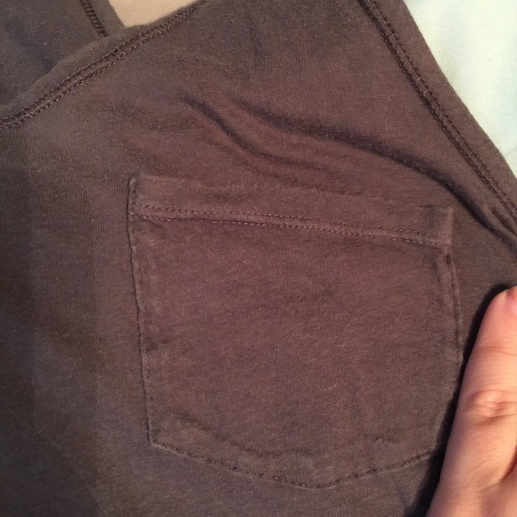 Aerie tank size medium - Picture 2 of 3