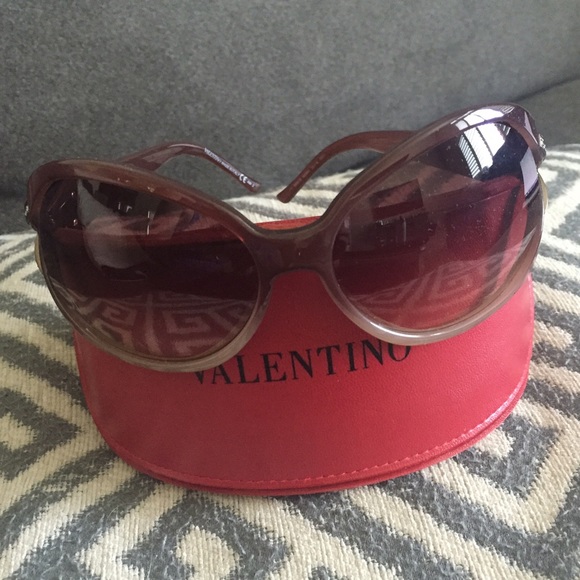 Valentino brown sunglasses