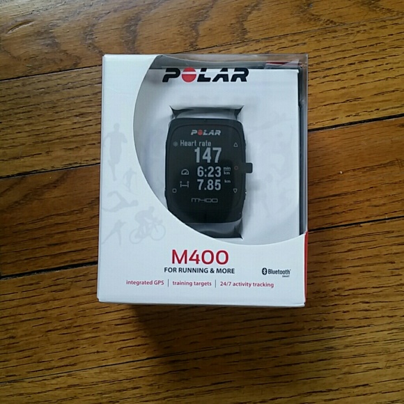 POLAR M400 GPS HEART RATE WATCH