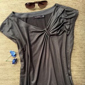 THE LIMITED Elegant Brown Top Gorgeous Neckline M