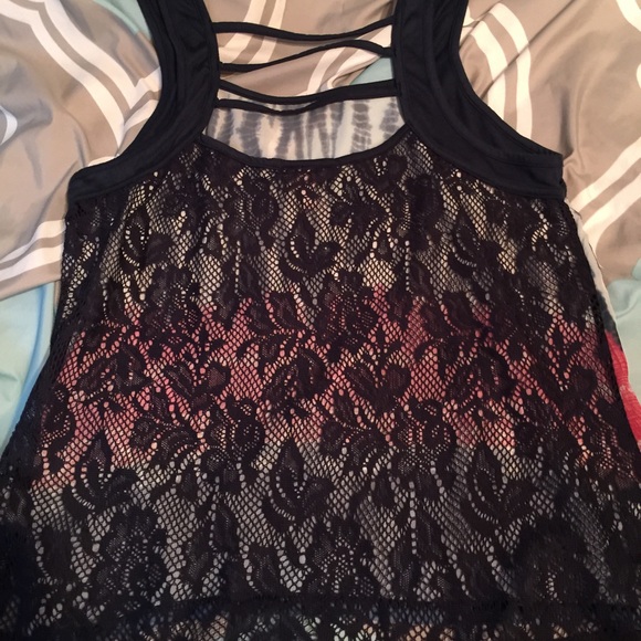 Really cute print tank top size large - Picture 2 of 3