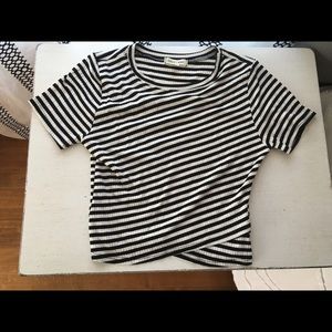 Cropped shirt