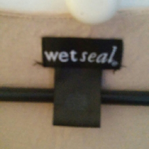 Wet seal top - Picture 3 of 3
