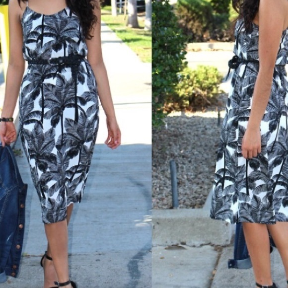 H&M palm tree summer dress with pockets!