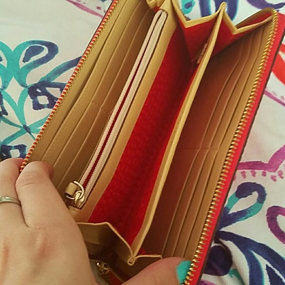 Kate spade wallet - Picture 2 of 2