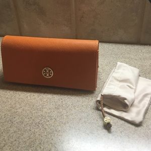 Tory Burch sunglasses case
