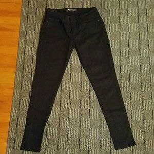 Levi black skinny jeans