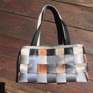 Harveys Seatbelt Purse
