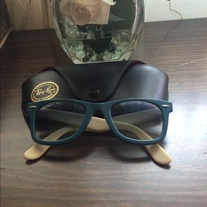 RayBan Wayfarer Hand Made in Italy