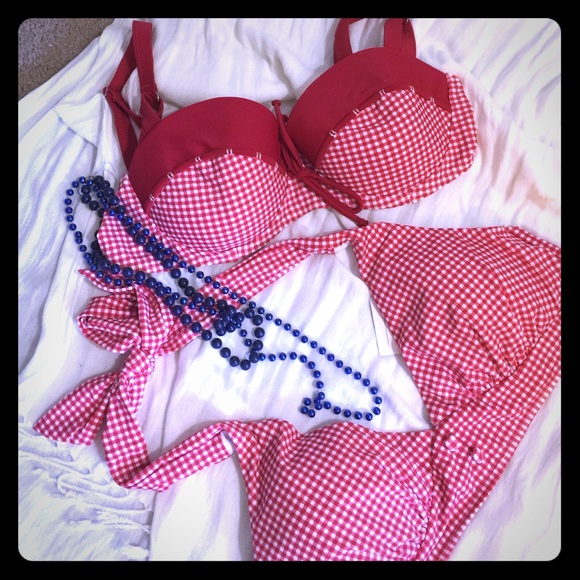 Red & white checked bikini top