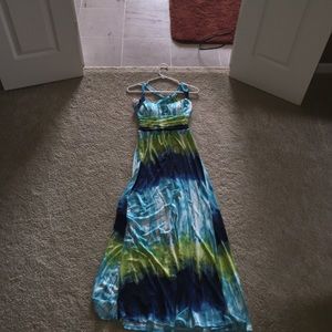 Maxi dress size 9-10