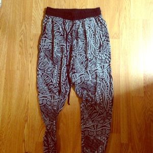 Patterned pants