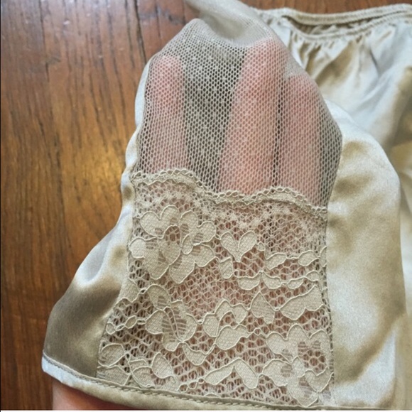 SOLD - Picture 3 of 4