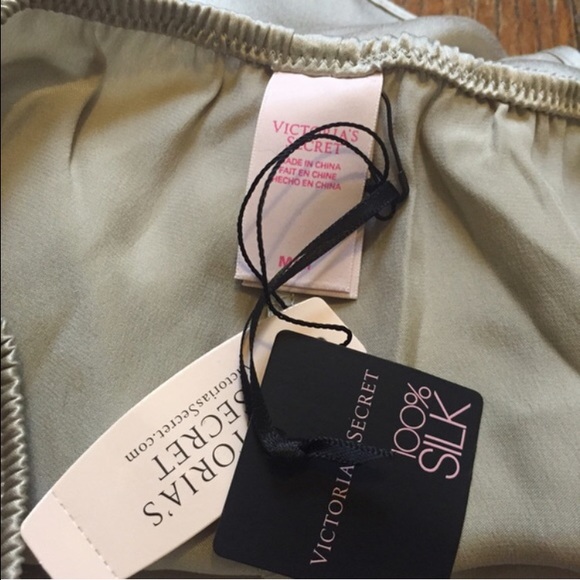 SOLD - Picture 4 of 4