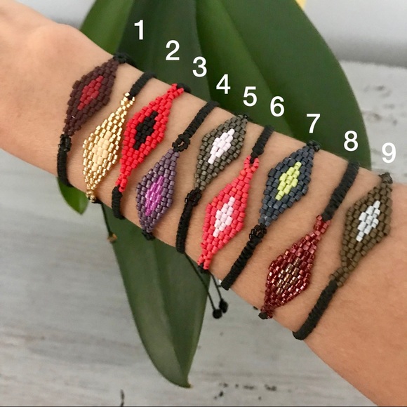 Hand Made Ojito Bracelet - Picture 2 of 3