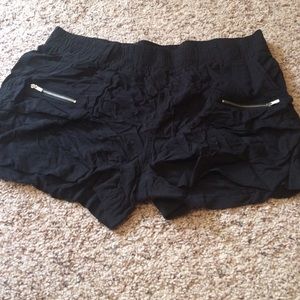 Cute black shorts