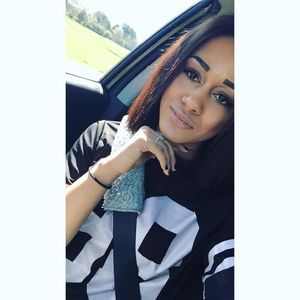 Meet your Posher, Alyssa