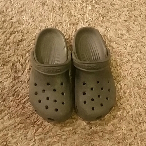 clear crocs