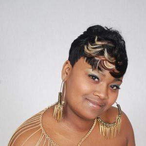 Meet your Posher, Theresa