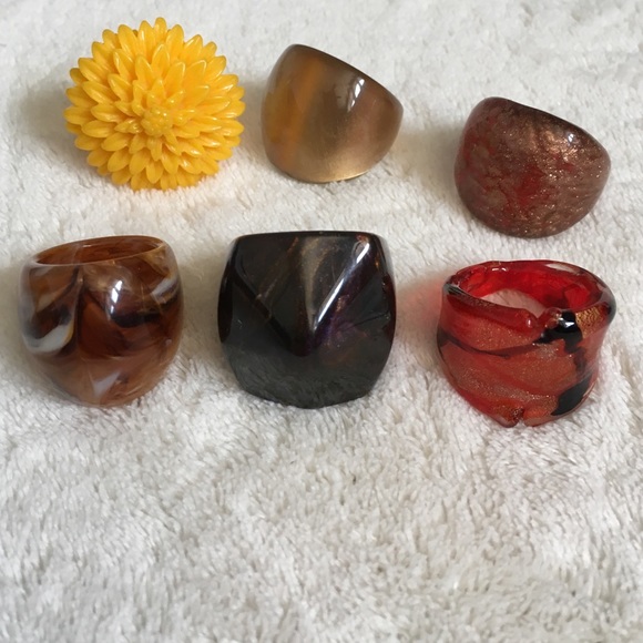 Plastic/resin rings