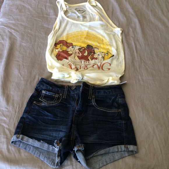 Graphic tank
