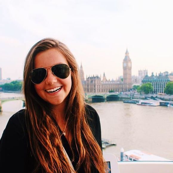 Meet your Posher, Jennifer