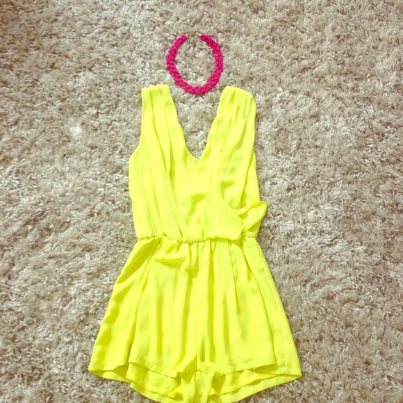 BRAND NEW 🚨 Romper