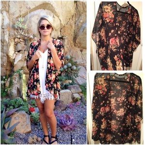 Floral 🌸🌺dolman sleeve Kimono/ Cardigan
