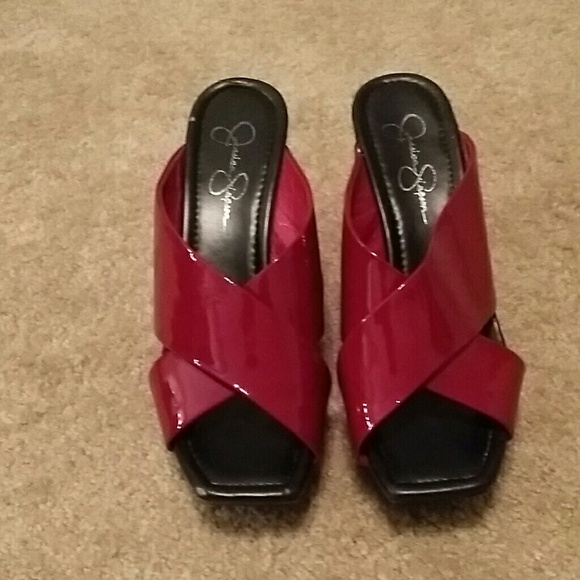 Jessica Simpson  maroon wedges