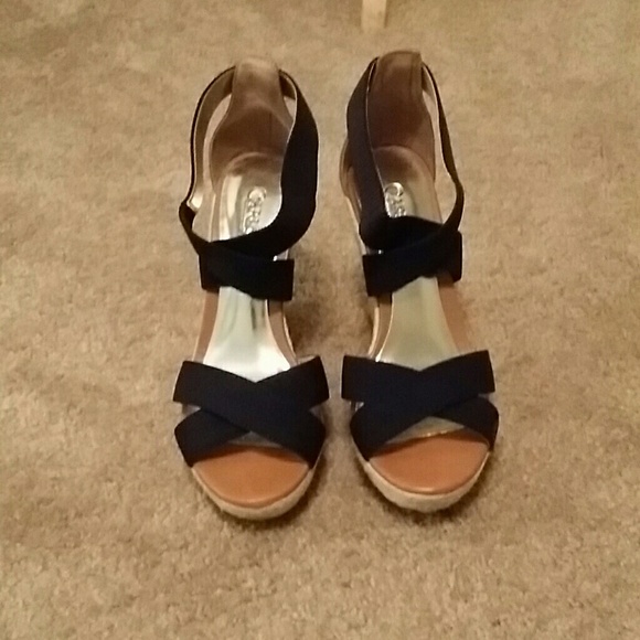 Carlos Santana wedges
