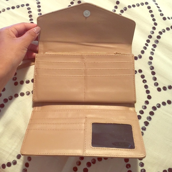 Large nude wallet