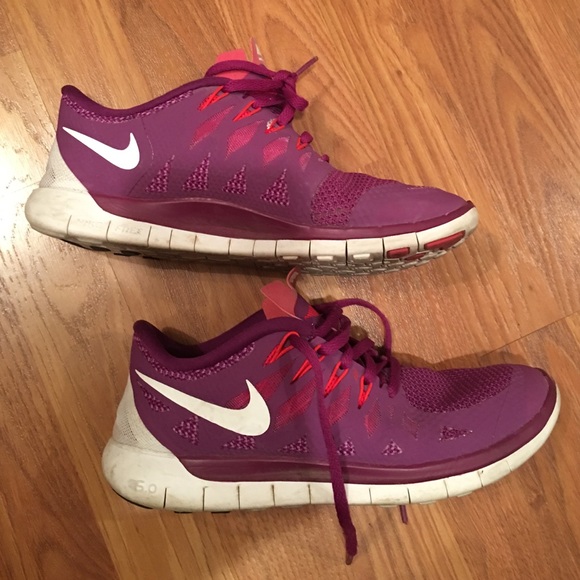 Nike free runs