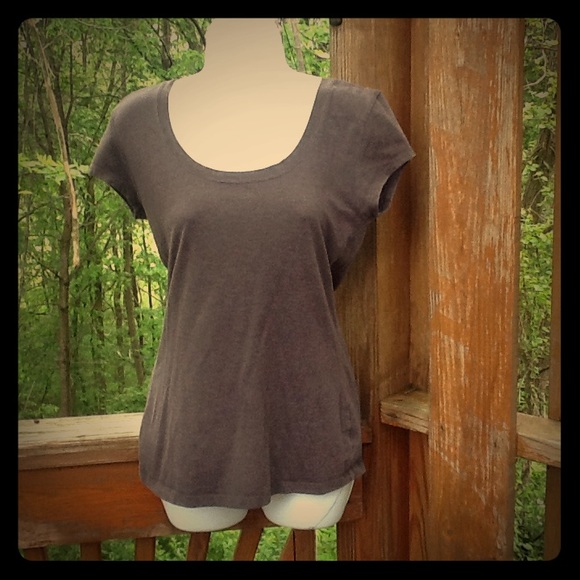 FREE with any bundle!!! Heather gray tee - Picture 1 of 2