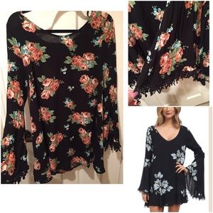 Floral bell sleeve mini dress w/tassel sleeves
