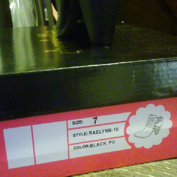 Ankle Boots - Picture 2 of 2