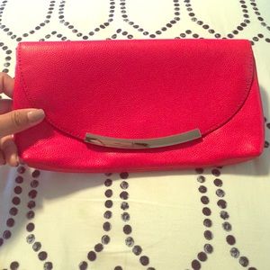 Red express clutch