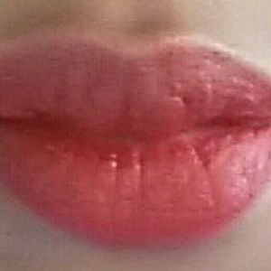 Meet your Posher, Latisha