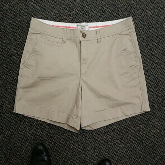 Old Navy Khaki shorts
